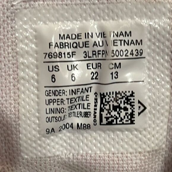 Converse Chuck Taylor All Star Pink Unicorn Low Top Sneaker Infant Size US 6 - Picture 2 of 14